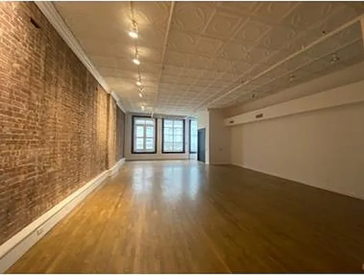 Rented by Douglas Elliman | media 17