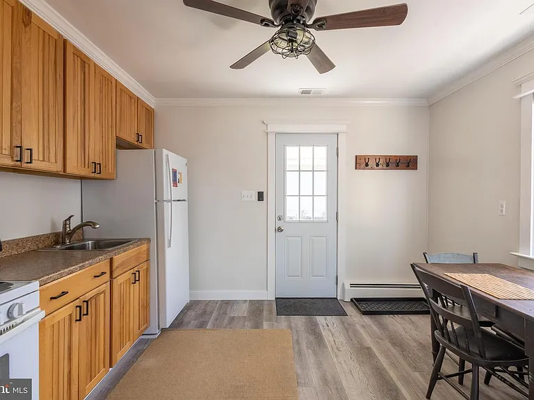 1303 Bay Ridge Ave — Photo 10