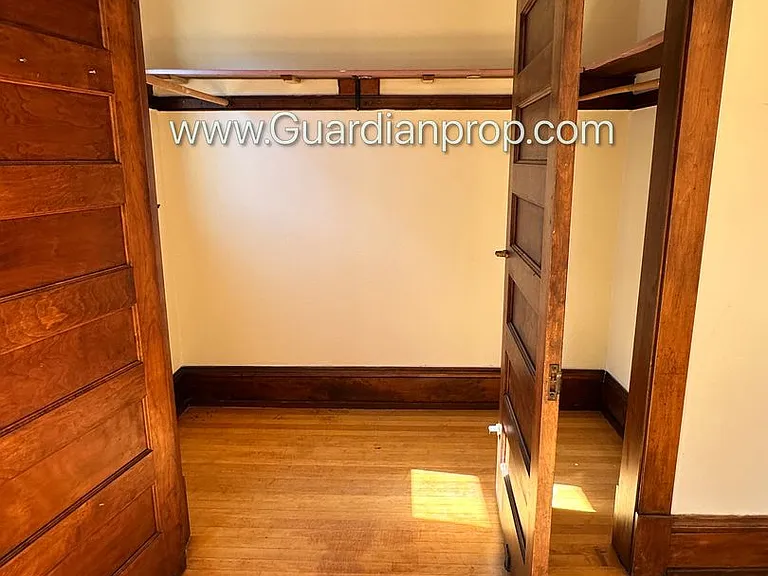 1907 Lyndale Ave S #9 — Photo 4