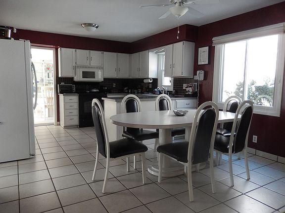 5th image of 5107 Cheswick Dr