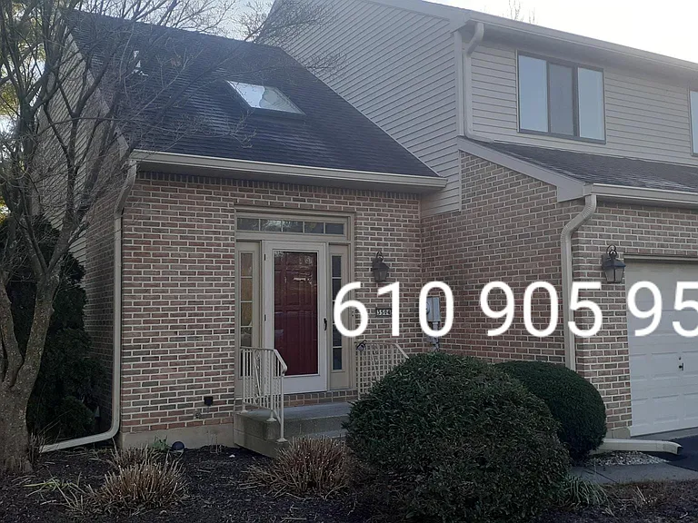 3504 Canterbury Ct — Photo 1