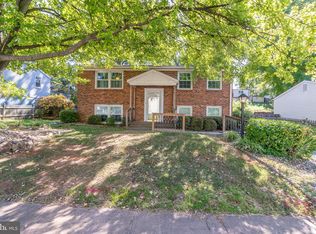 13821 Meadowbrook Rd, Woodbridge, VA 22193