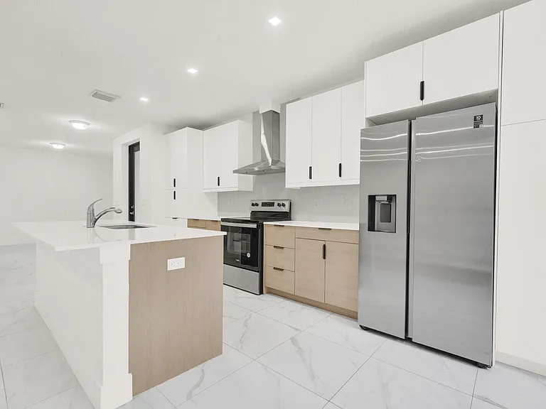 407 Bella Sol Way — Photo 12