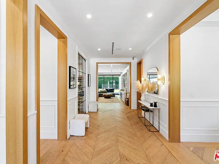 5911 Beckford Ave — Photo 22