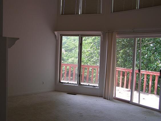 2nd image of 280 Bell Memorial Dr