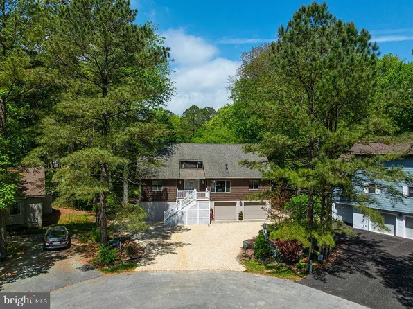 36 Juneway Ln, Ocean Pines, MD 21811