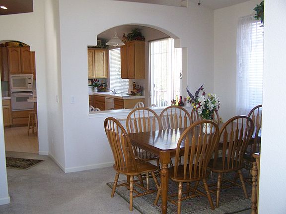 Formal Dining