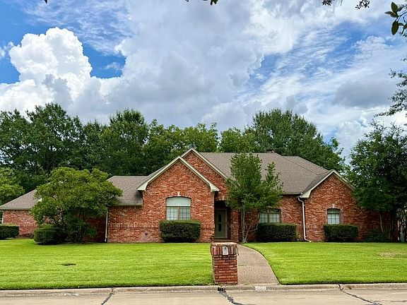 2nd image of 5610 Stoneridge Dr
