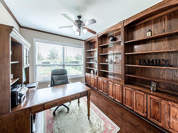 4th image of 6006 Silver Thistle Ln