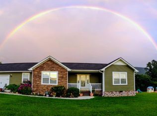 936 E Valley Rd, Whitwell, TN 37397