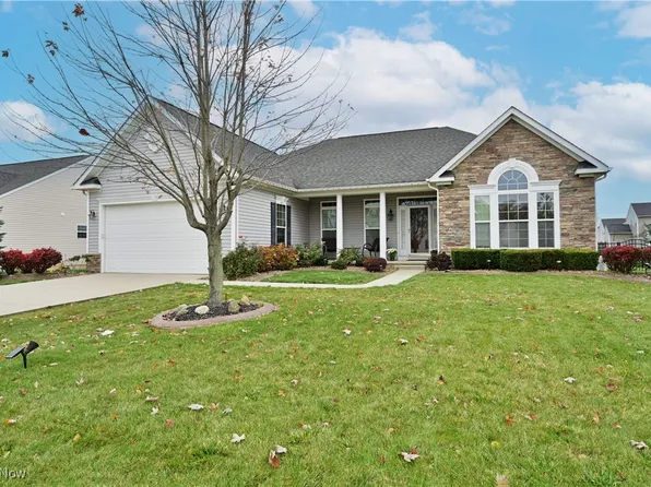 8727 Hazelwood Run, North Ridgeville, OH 44039
