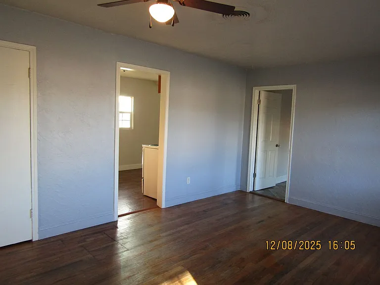 3428 NW Lincoln Ave — Photo 8