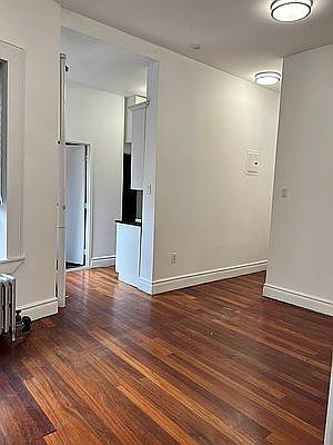 4th image of 350 E 67th St #23A