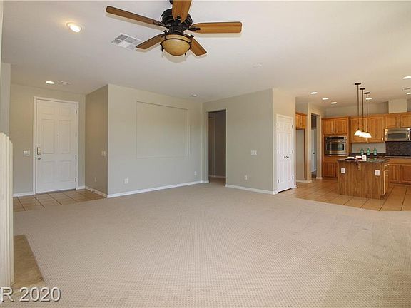 4th image of 7136 Royal Melbourne Dr
