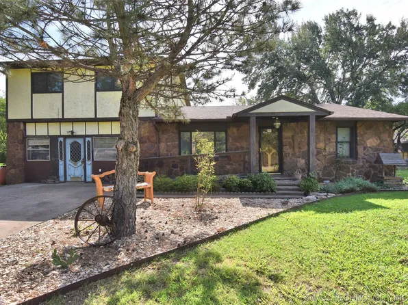 312 N Shawnee St, Catoosa, OK 74015