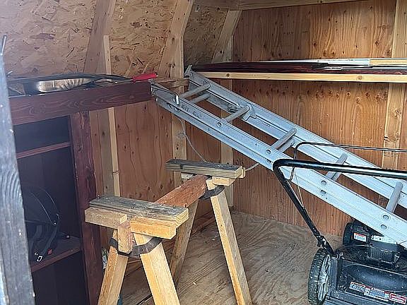 Shed