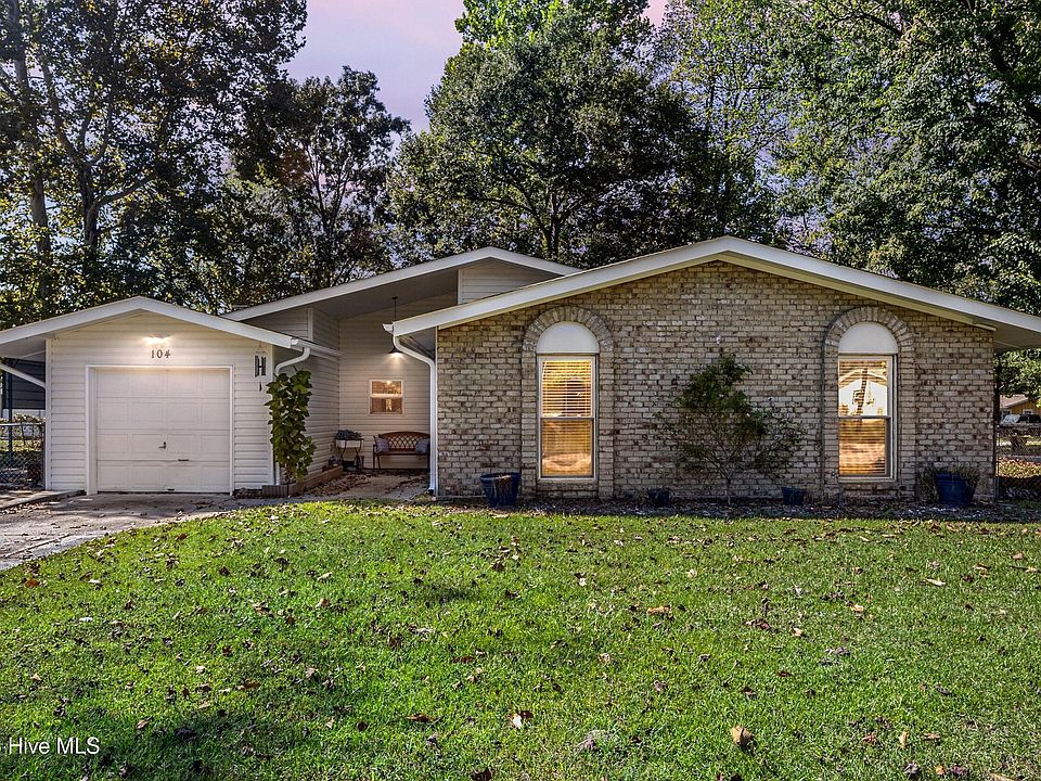 1st image of 104 Allison Lane