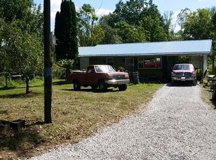 1427 Tivis Rdg, Haysi, VA 24256