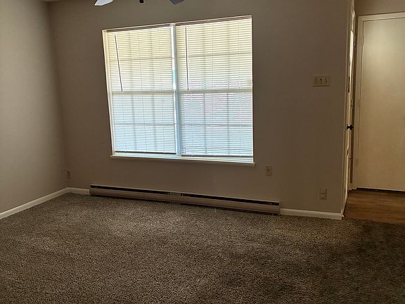 5th image of 110 Carpenter Loop