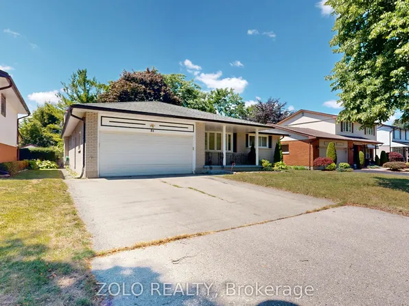 31 Applewood Ln, London, ON N6J 3P9
