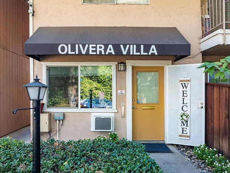 Olivera Village — Photo 18