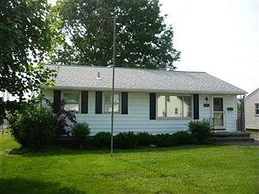 933 Garfield St photo 1