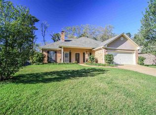 135 Post Oak Dr, Brandon, MS 39047
