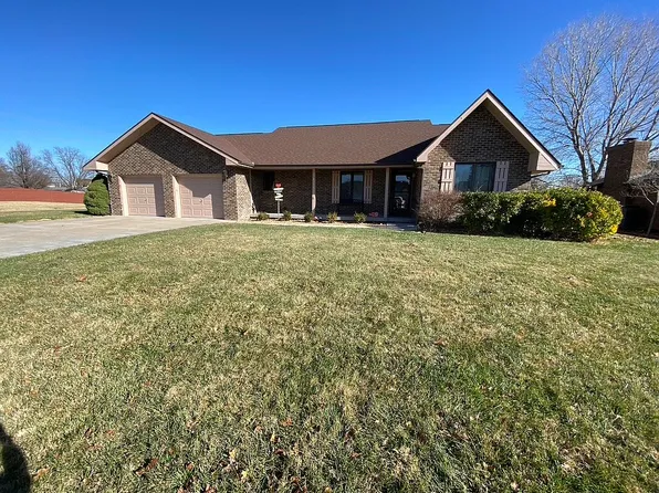 1002 S Pearl St, Pratt, KS 67124
