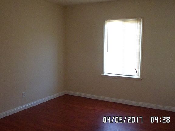 4th image of 2414 Gladmar St