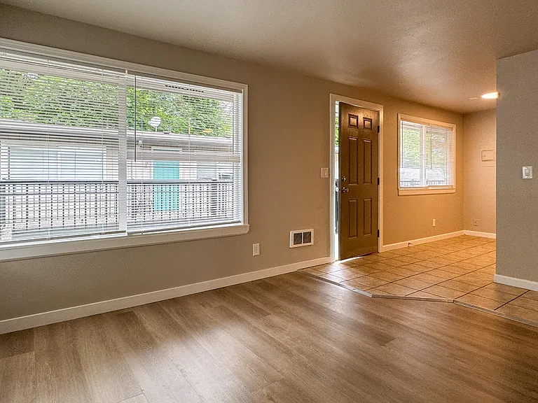 2815 S Alaska St #202 — Photo 5