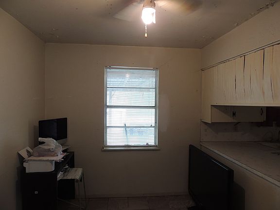 5th image of 1720 Justice Dr