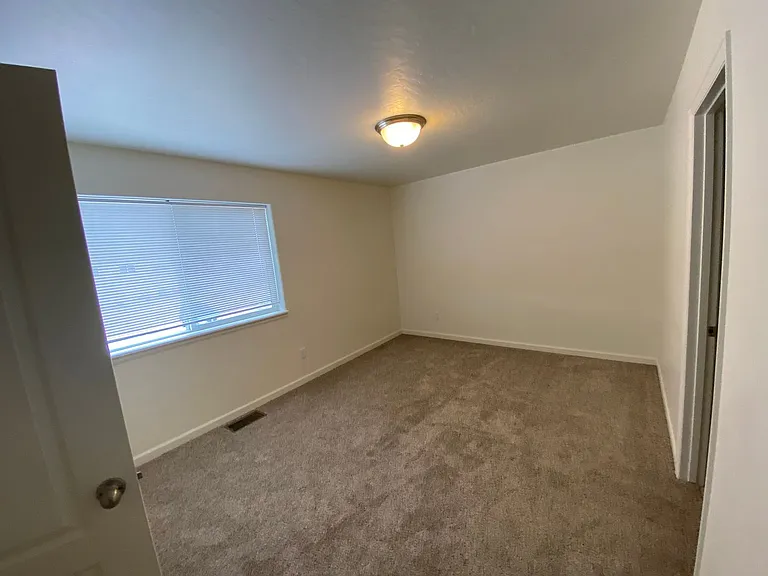 616 Mesa Canyon Ln — Photo 12