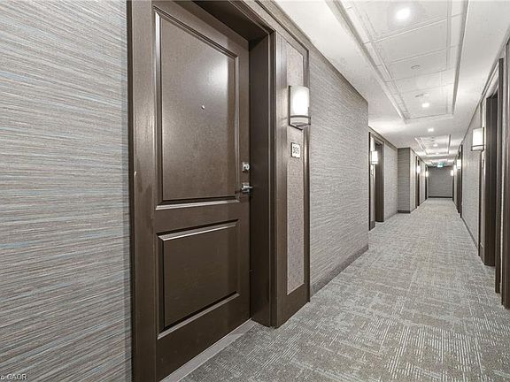 3rd image of 450 Dundas St E #309