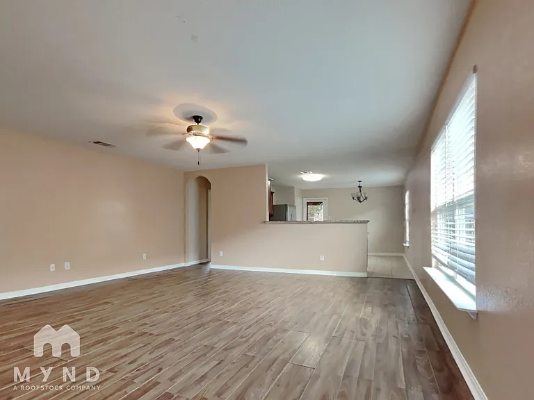 1680 Amy Dr — Photo 5
