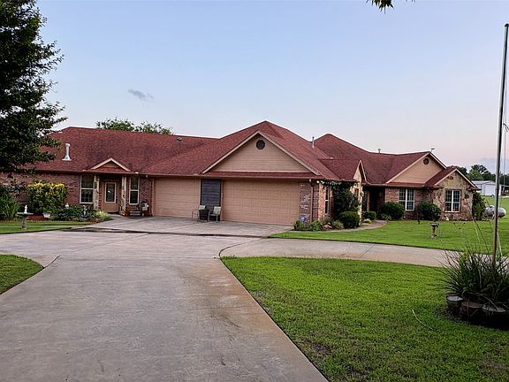 4th image of 3084 Hagerman Rd