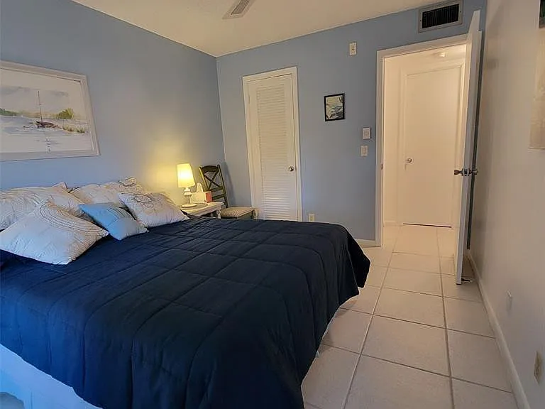 351 Markham Cres #351-P — Photo 15