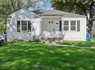 415 Superior Dr, Saint Louis, MO