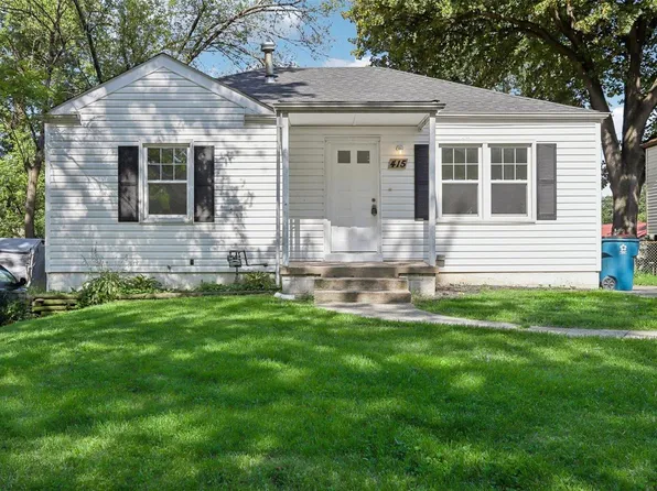 415 Superior Dr, Saint Louis, MO 63135