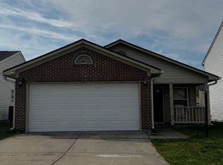 529 Meadows Edge Ln, Indianapolis, IN