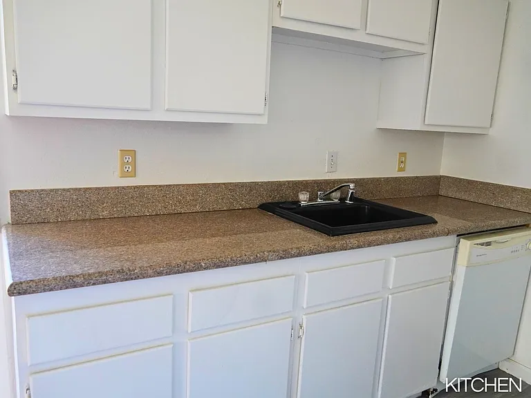 Cannery Apartments — Photo 52