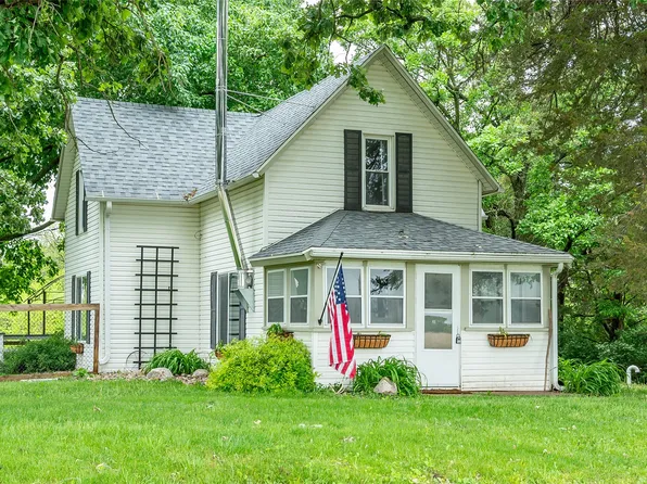 33499 Houston Trl, Earlham, IA 50072