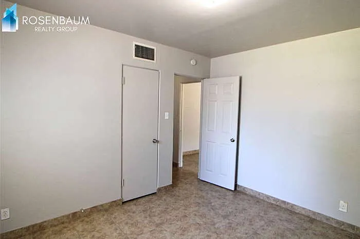 2925 N 19th Ave #104 — Photo 6