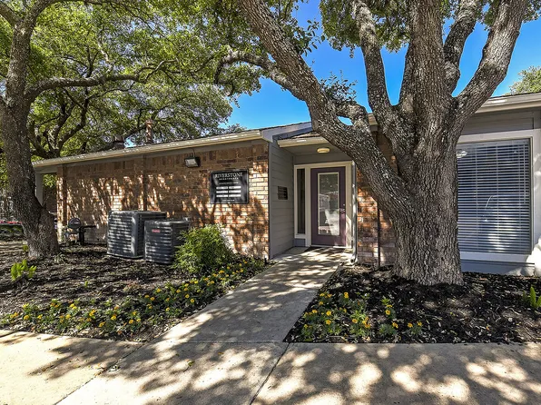 Riverstone Apartments