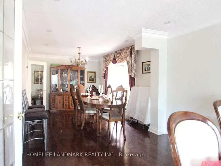 54 Castleridge Dr #MAIN — Photo 8