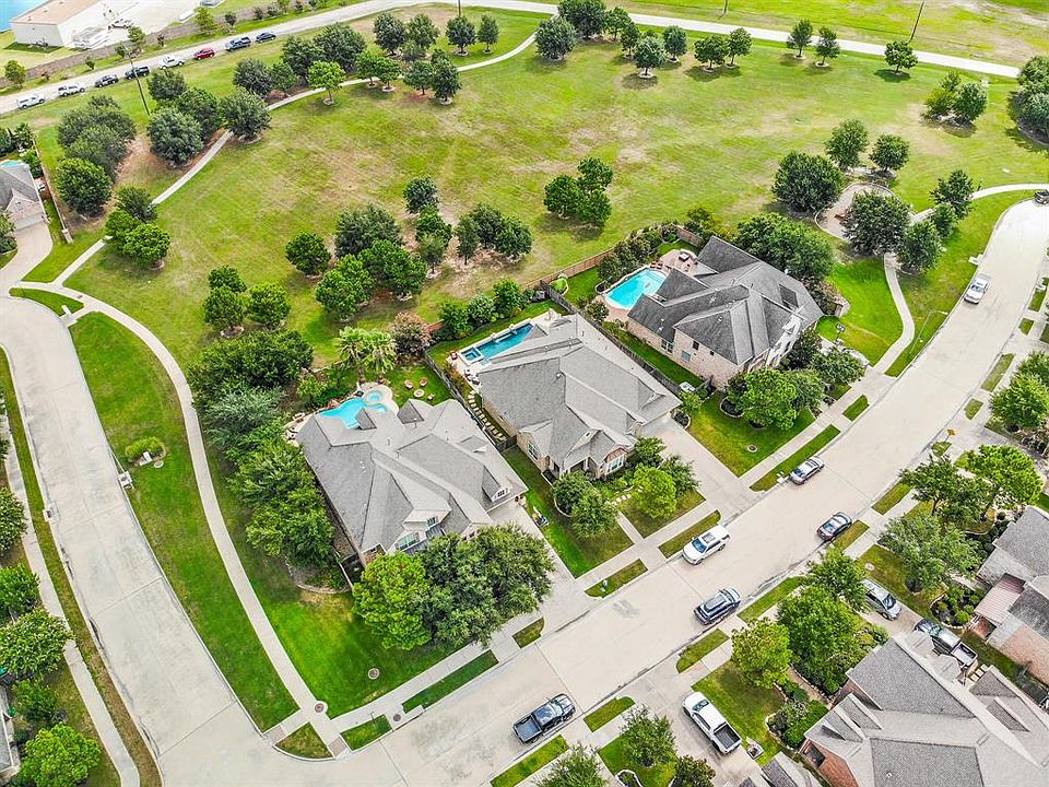 1st image of 25922 Fiona Sky Ln