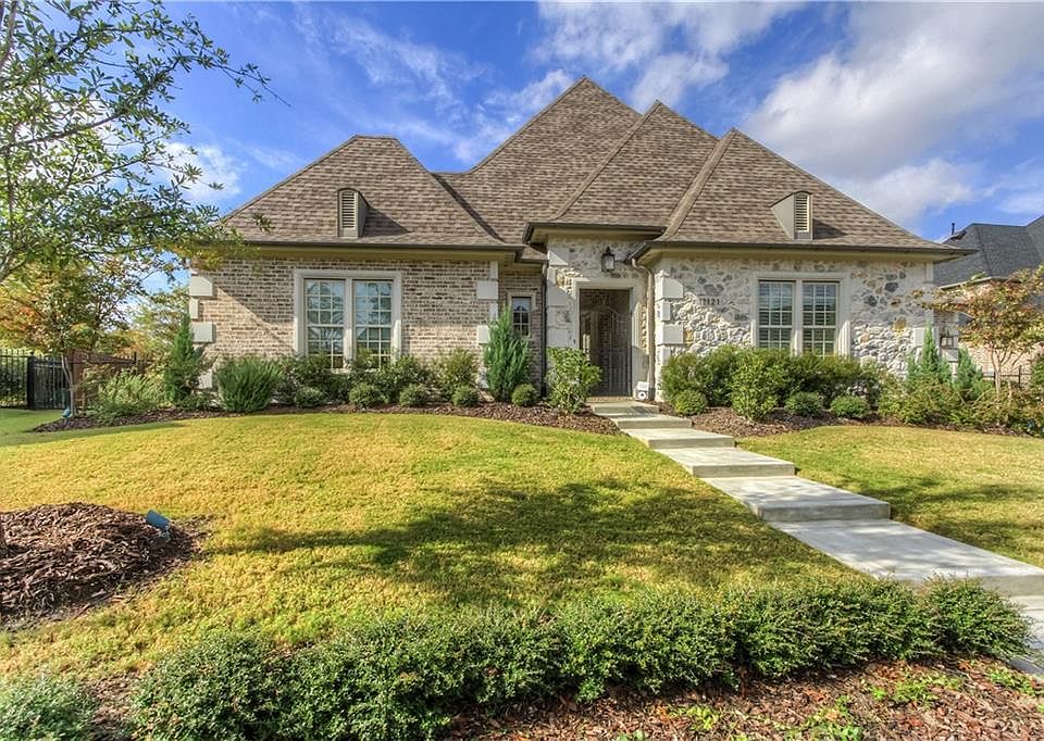1st image of 12121 Winding Hollow Ln