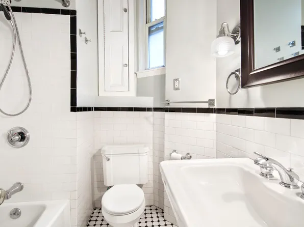 103 East 10th Street image 5 of 6