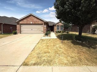 9004 Navigation Dr, Fort Worth, TX 76179
