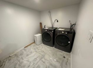 (Undisclosed Address), Oakland Gardens, NY 11364