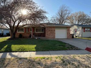 2644 Robin Rd, Salina, KS 67401